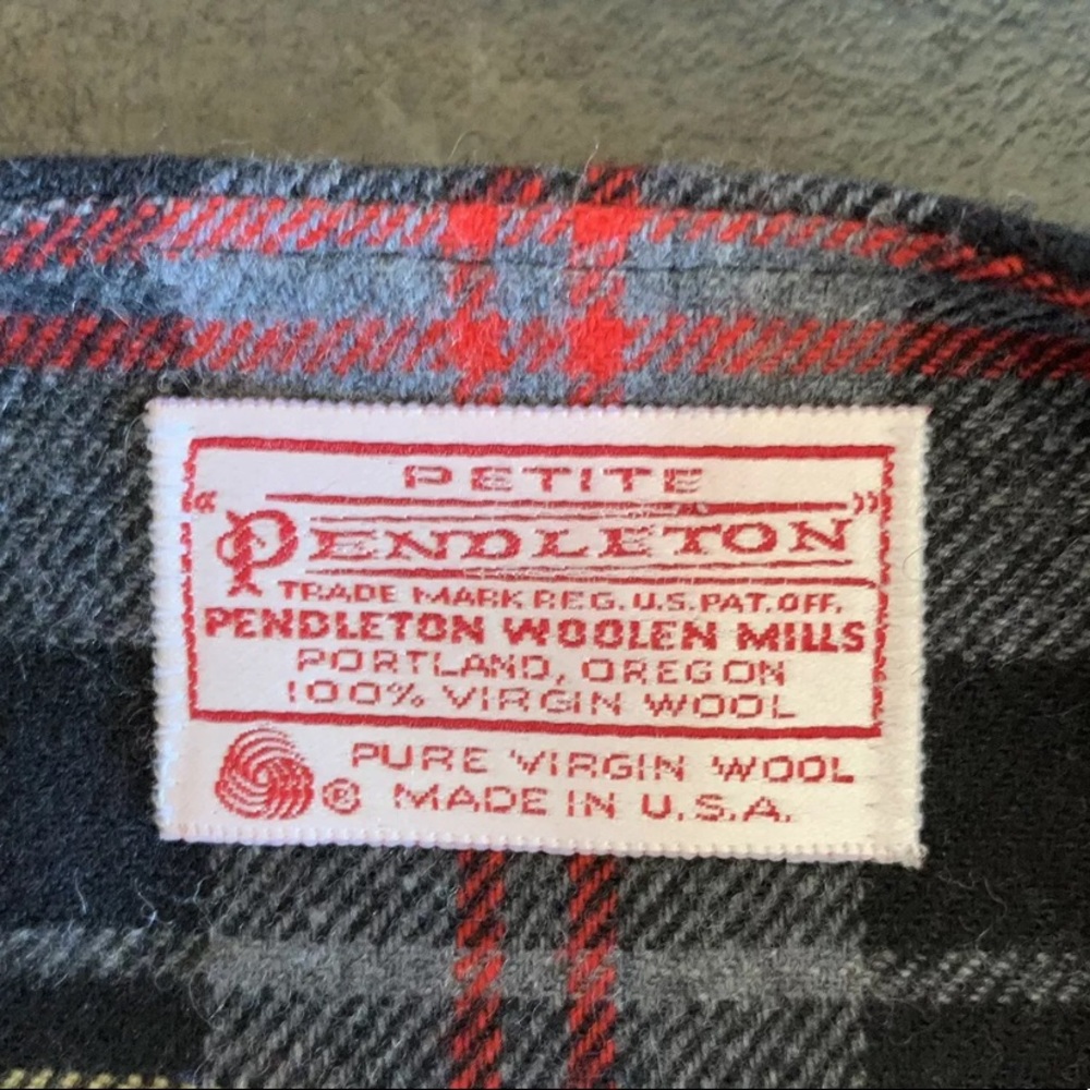 Pendleton womens plaid blazer size S/M? Petite - Picture 2 of 5